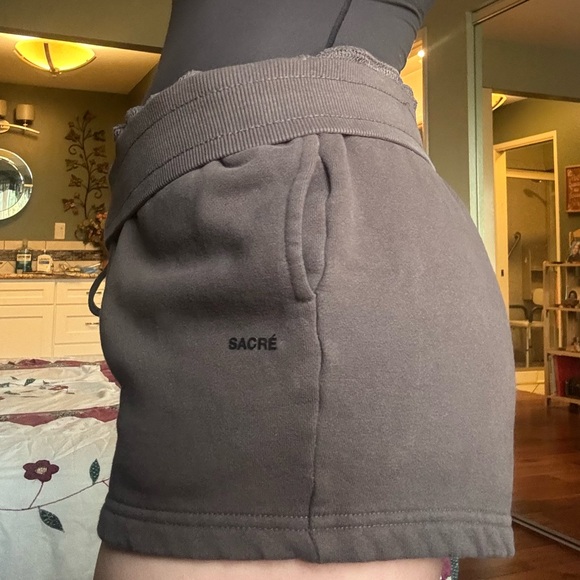 SACRÉ Drawstring shorts - Picture 2 of 4